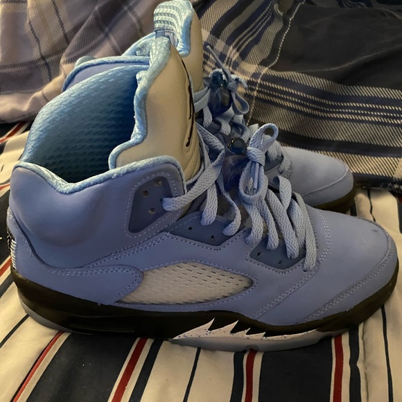 Jordan 5 unc - Picture 4 of 5